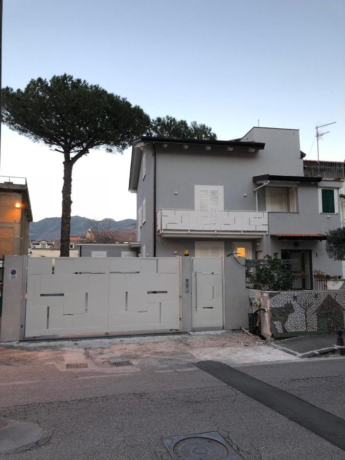 Casa Due Maggio Apartamento Cava deʼ Tirreni Exterior foto